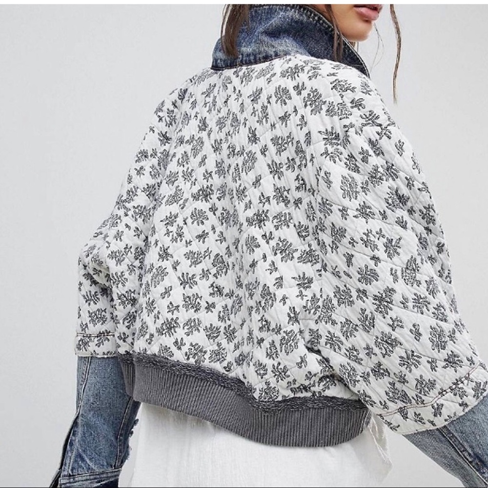 ISO!! ditsy denim jacket